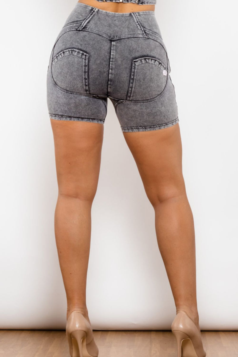 Pantalones cortos de mezclilla con cierre de cremallera de tamaño completo