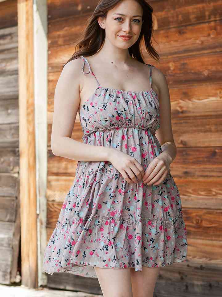 Mini-robe à bretelles fines et imprimé floral