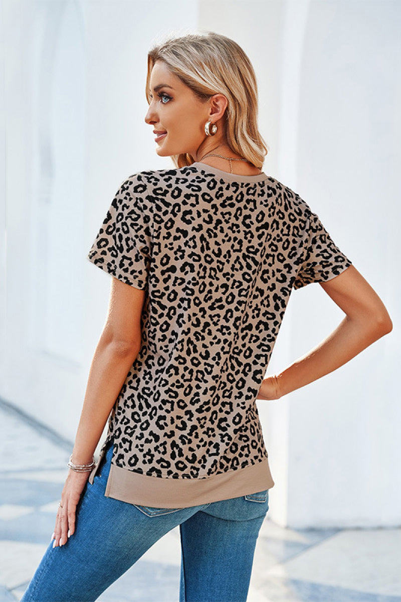 T-shirt à manches courtes à imprimé léopard