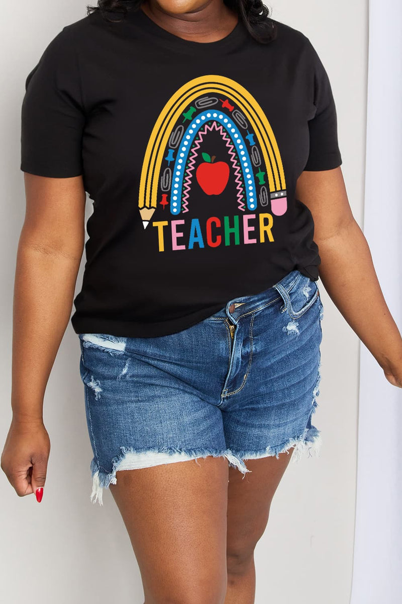 Simply Love T-shirt en coton graphique arc-en-ciel pleine taille TEACHER
