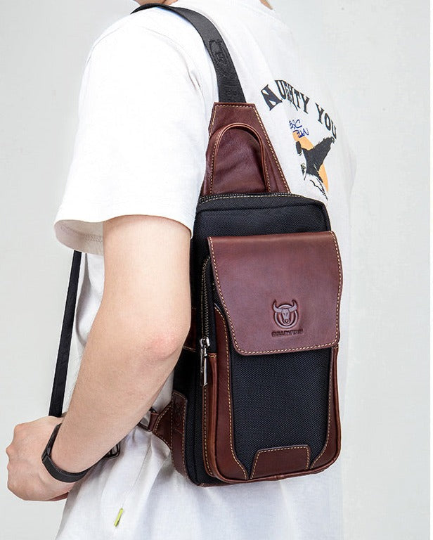 BULLCAPTAIN Bolso de pecho patchwork de piel de vacuno para hombre