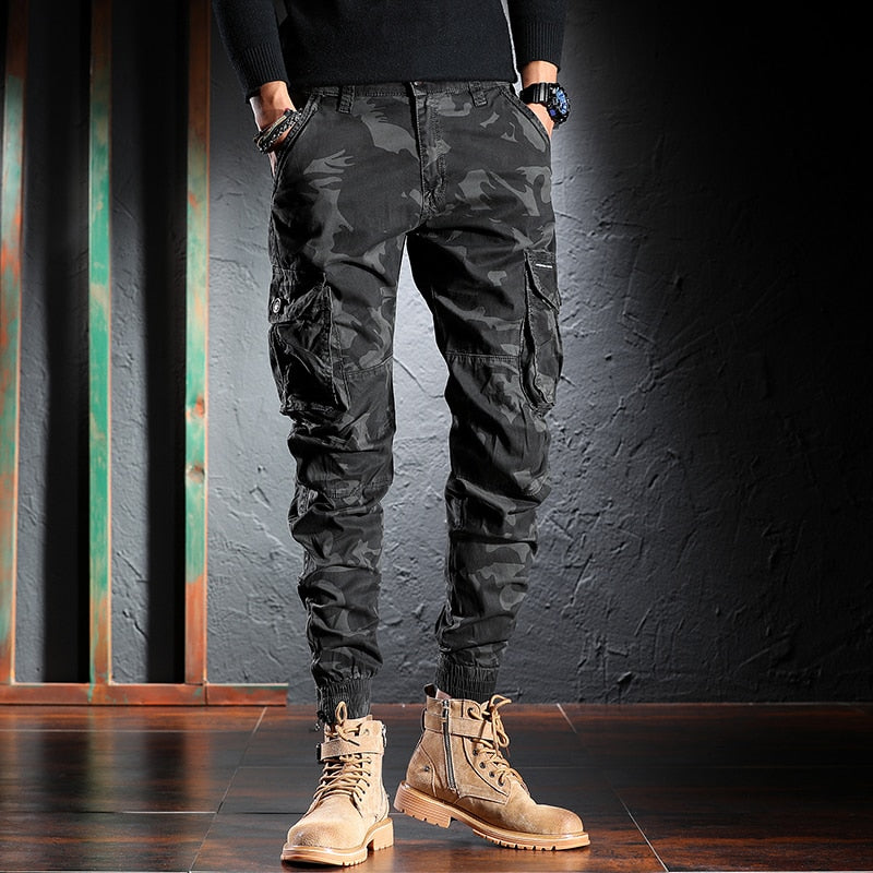 Pantalones cargo de camuflaje de moda para hombres