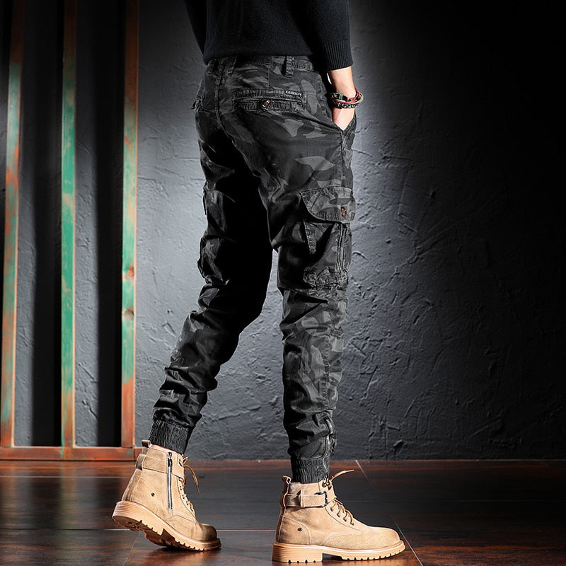 Pantalones cargo de camuflaje de moda para hombres